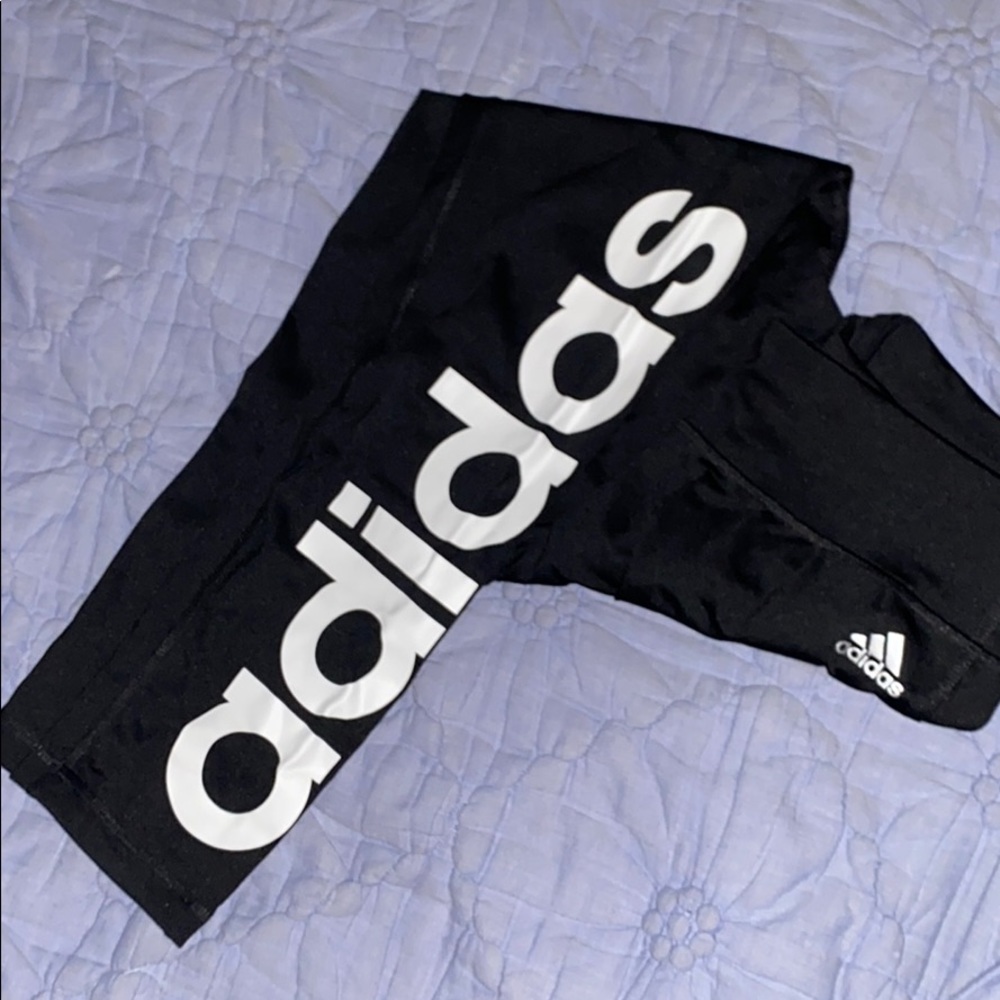 ADIDAS BLACK LEGGINGS -